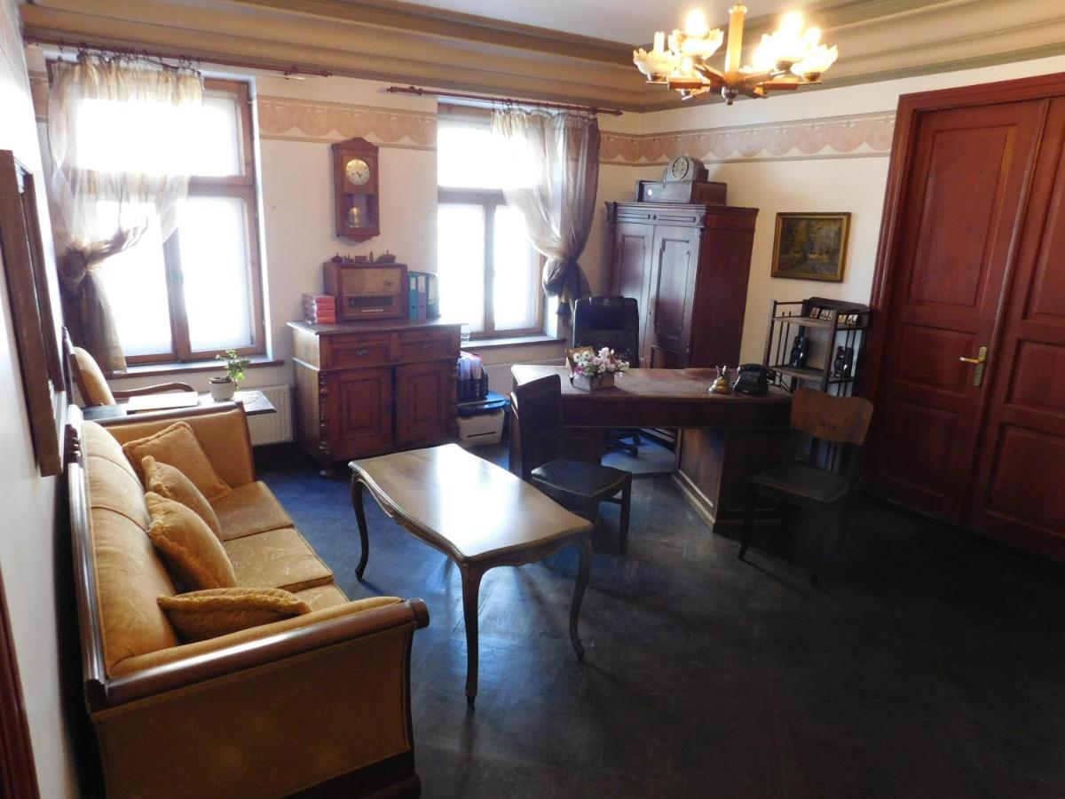 Senliepaja Hotel ภายนอก รูปภาพ