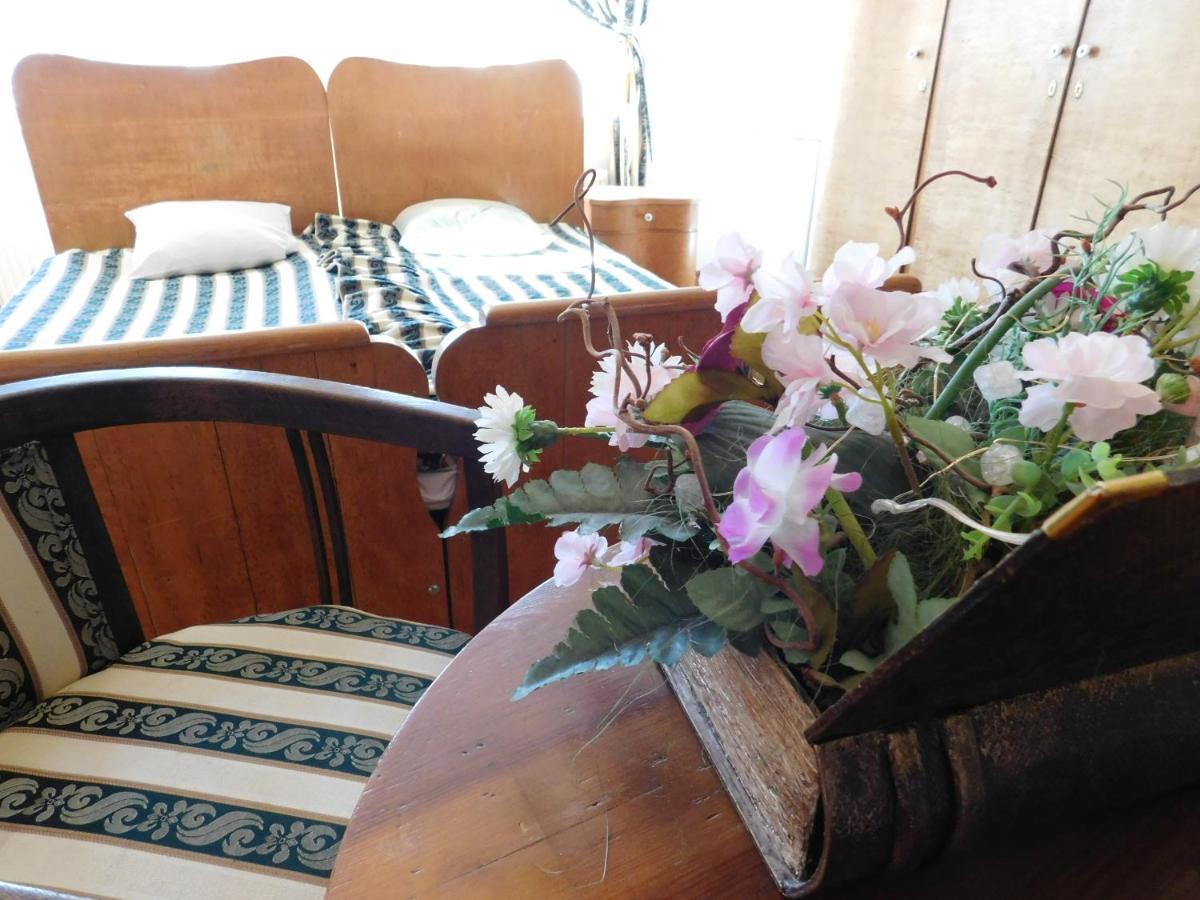 Senliepaja Hotel ภายนอก รูปภาพ